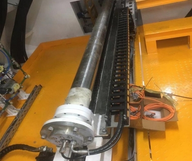 伸缩式摄像头推进架在盾构机上装机使用